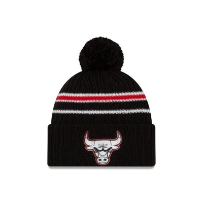 Black Chicago Bulls Hat - New Era NBA NBA Authentics Half Series Pom Knit Beanie USA5208643